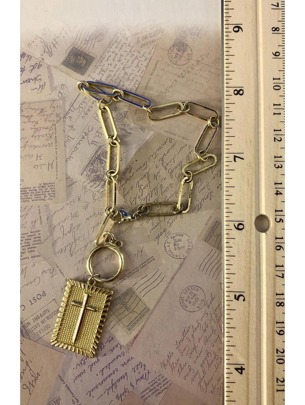 Vintage Yellow Metallic Paperclip Chain Textured Cross Tag Necklace - Picture 2 of 2